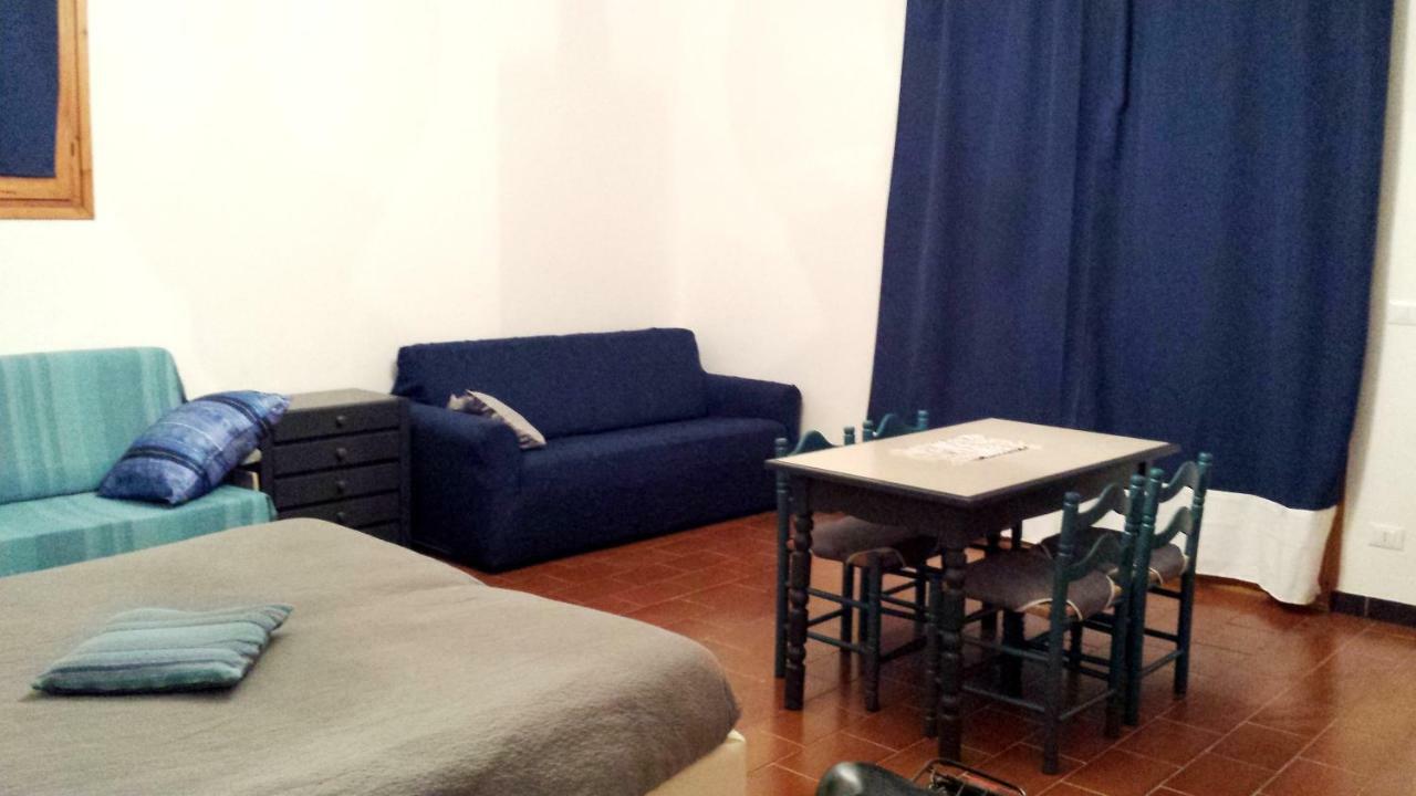 Antemare Bed & Breakfast นอลี ภายนอก รูปภาพ