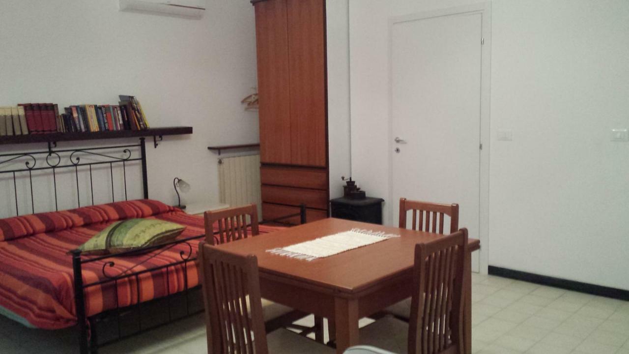 Antemare Bed & Breakfast นอลี ภายนอก รูปภาพ