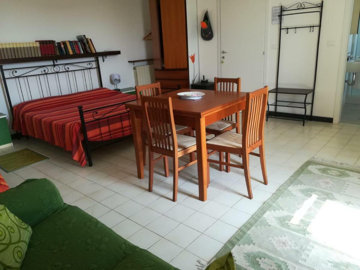 Antemare Bed & Breakfast นอลี ภายนอก รูปภาพ