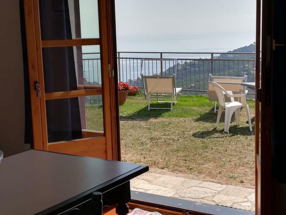 Antemare Bed & Breakfast นอลี ภายนอก รูปภาพ
